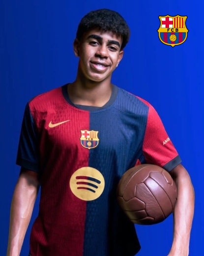 Young fan wearing FC Barcelona replica home jersey with retro football – La Liga wholesale soccer shirt