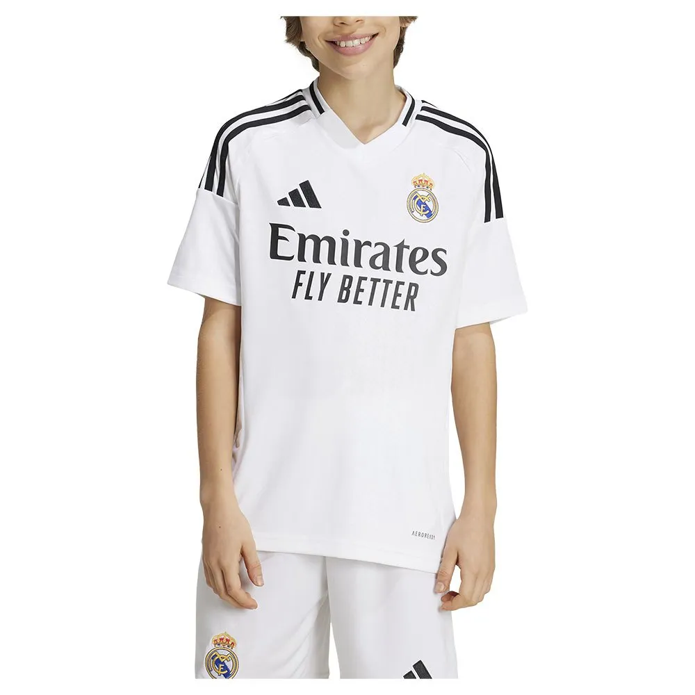 Why Real Madrid Short Jerseys Are Trending Among Football Fans - Reps Jerseys